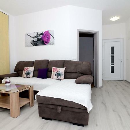 Apartmens Leona ซาดาร์ ภายนอก รูปภาพ
