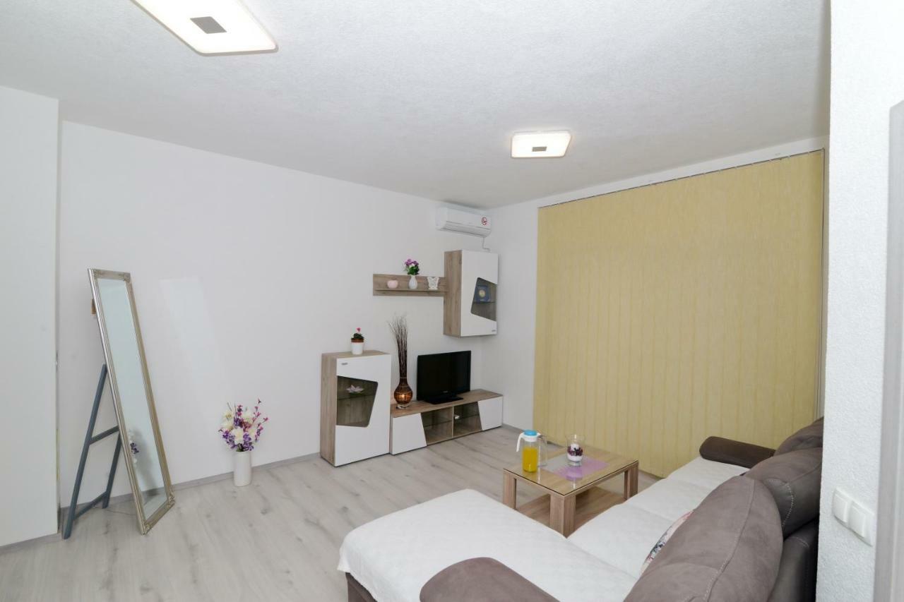 Apartmens Leona ซาดาร์ ภายนอก รูปภาพ