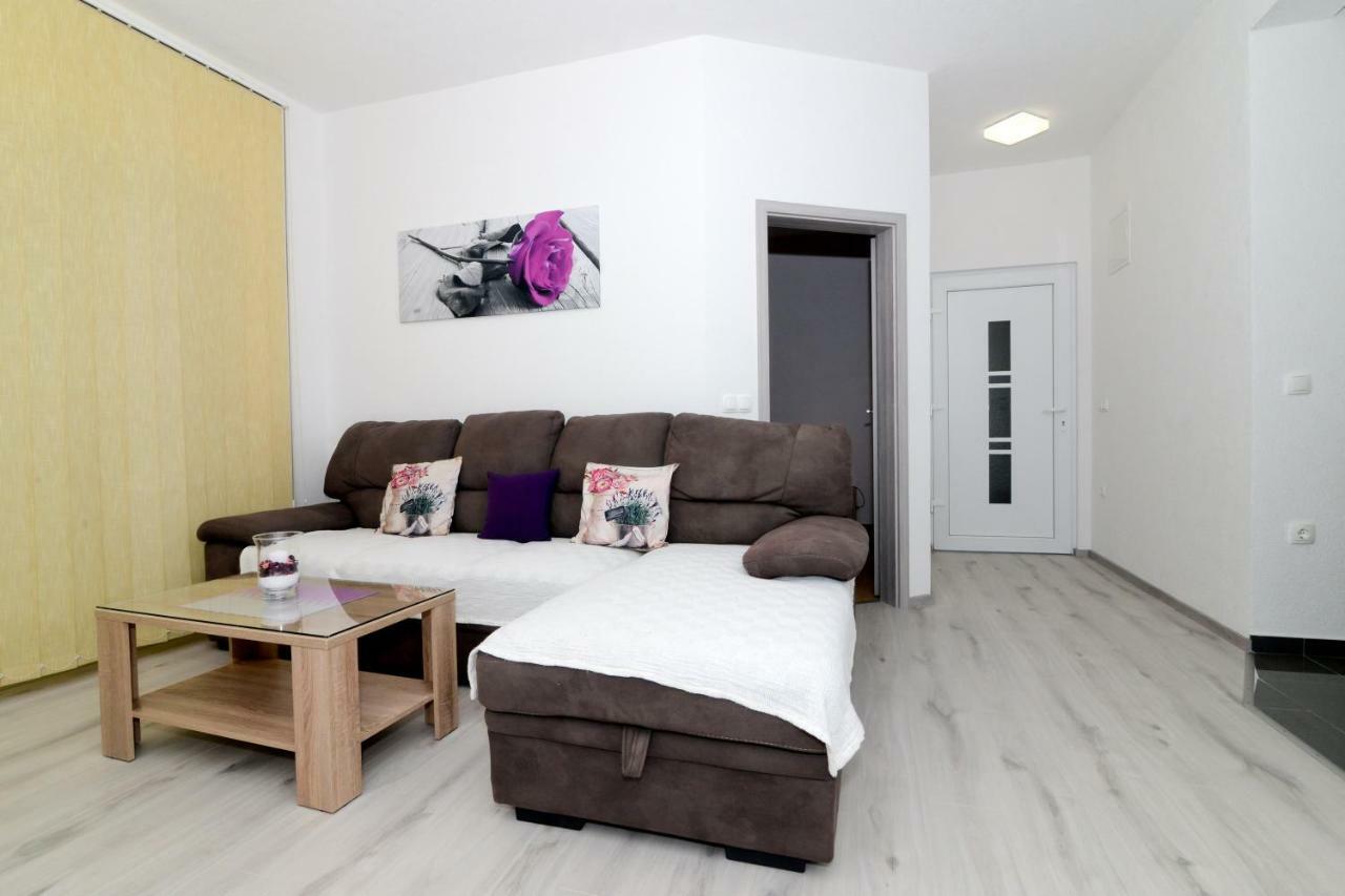 Apartmens Leona ซาดาร์ ภายนอก รูปภาพ