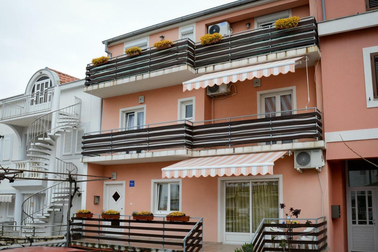 Apartmens Leona ซาดาร์ ภายนอก รูปภาพ