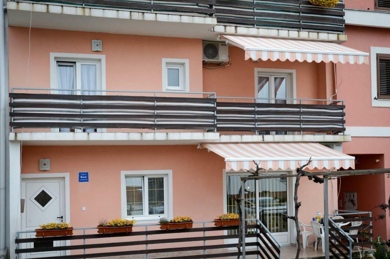 Apartmens Leona ซาดาร์ ภายนอก รูปภาพ